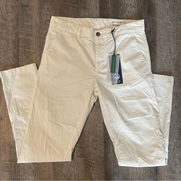 North Sails Defender Gabardine Slim Fit Chinos in Cloud Denser Size 32 NWT - Picture 2 of 7